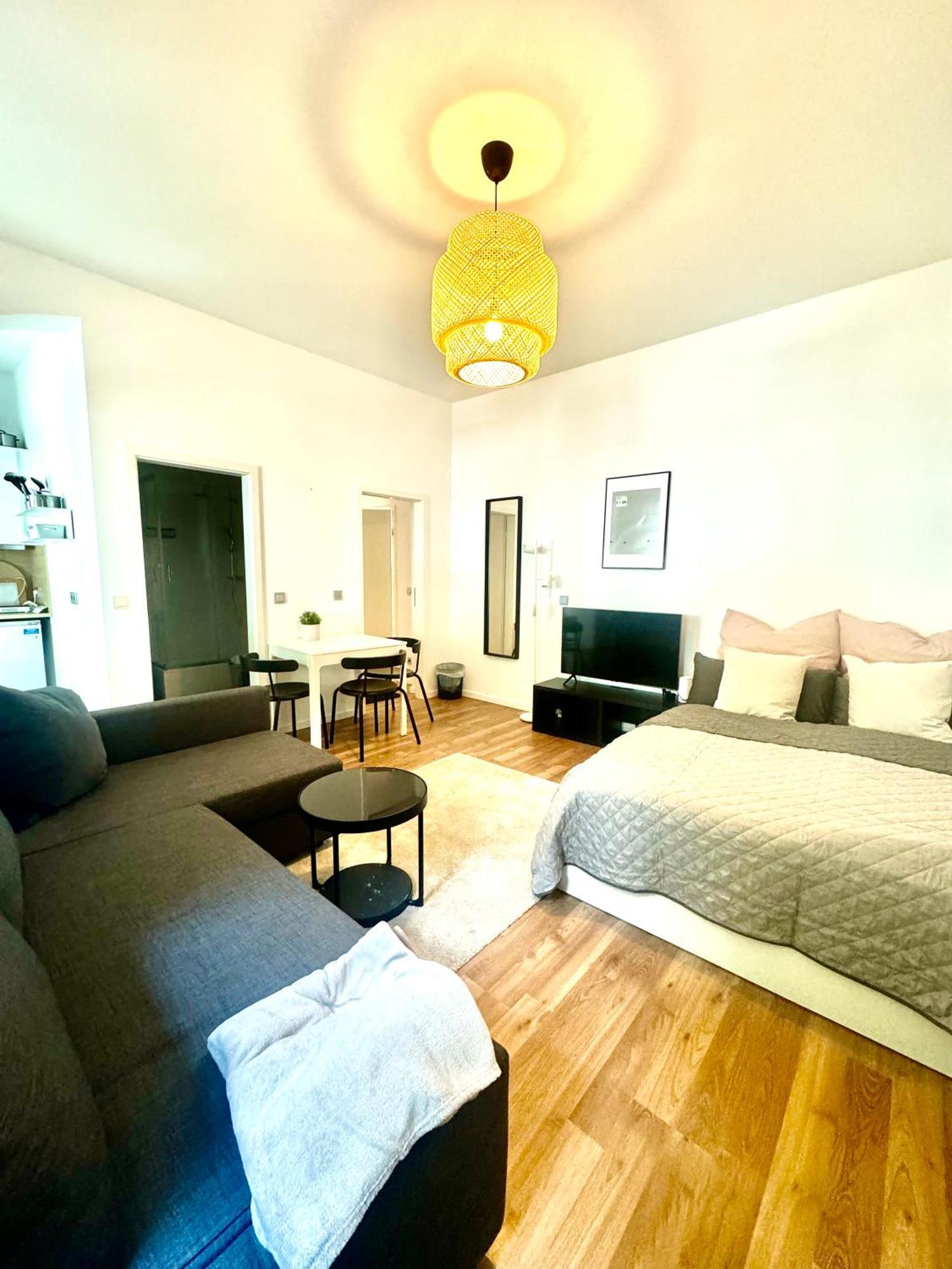 Red Stone Apartment Berlin